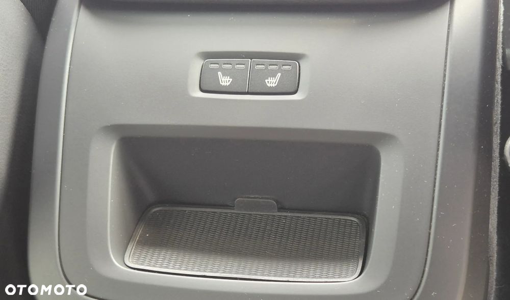 Volvo XC 60 B4 B Core - 31