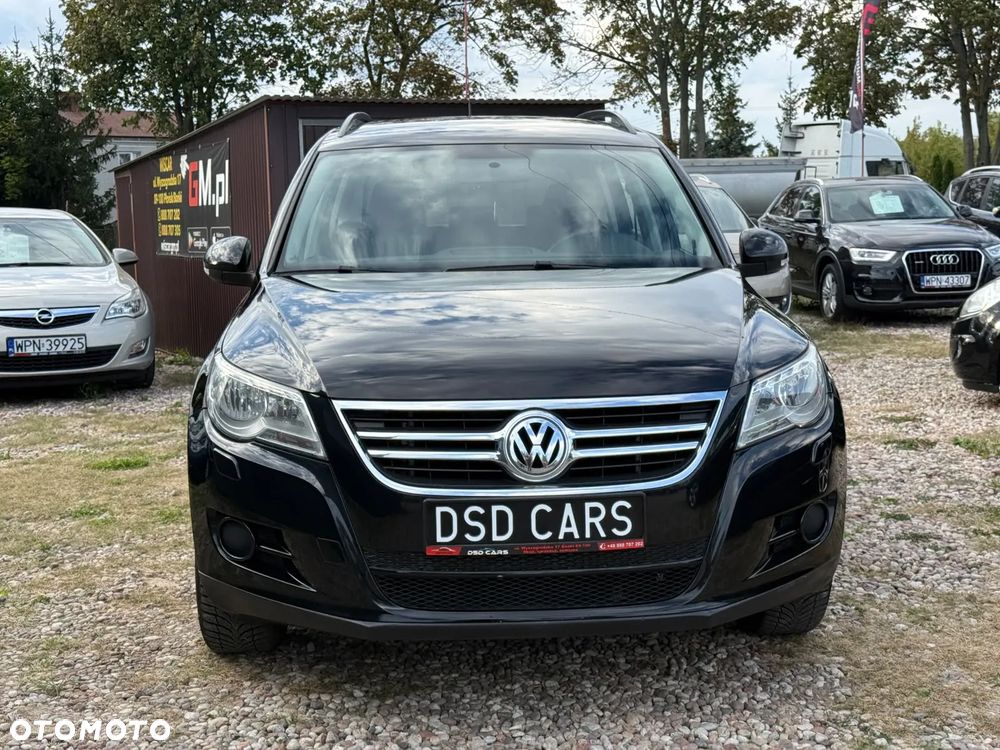 Volkswagen Tiguan - 2