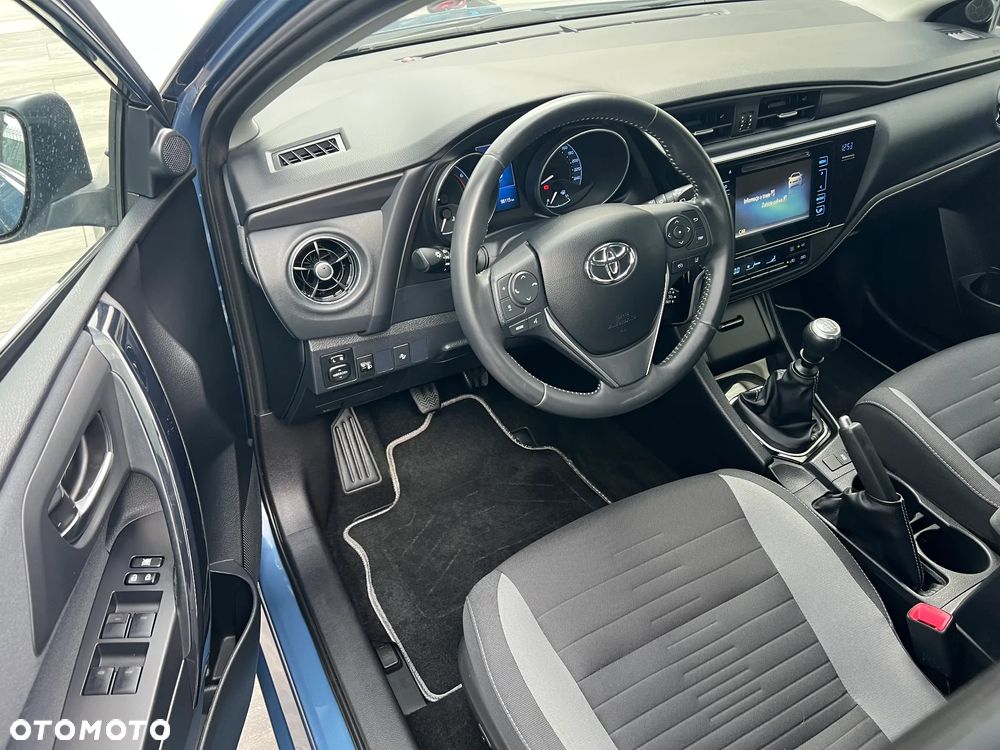 Toyota Auris 1.2 Turbo Edition S+ - 25