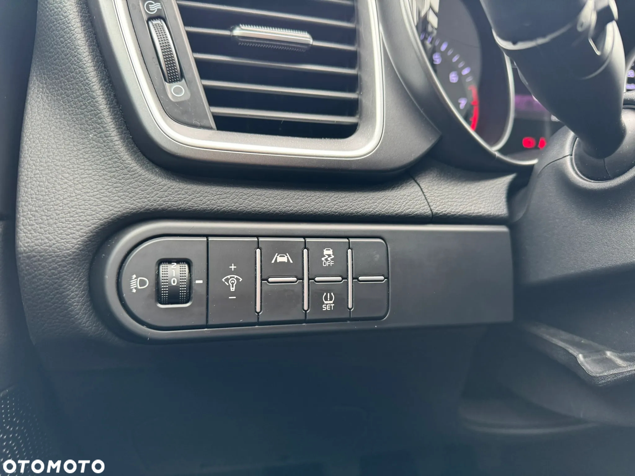 Kia XCeed 1.5 T-GDI M - 18
