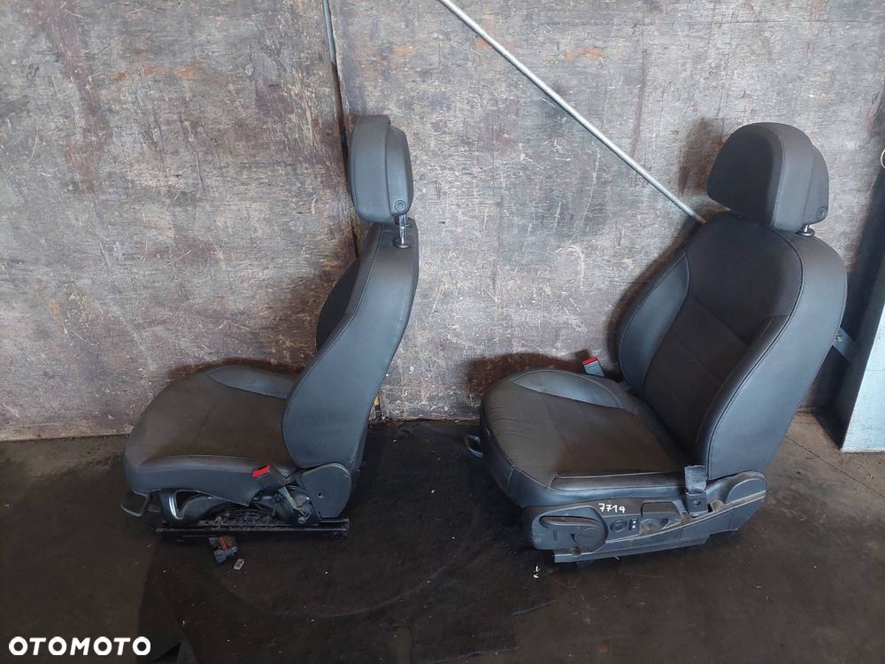 FOTELE KOMPLET LEWY PRAWY KANAPA TYŁ + BOCZKI OPEL INSIGNIA A KOMBI - 10