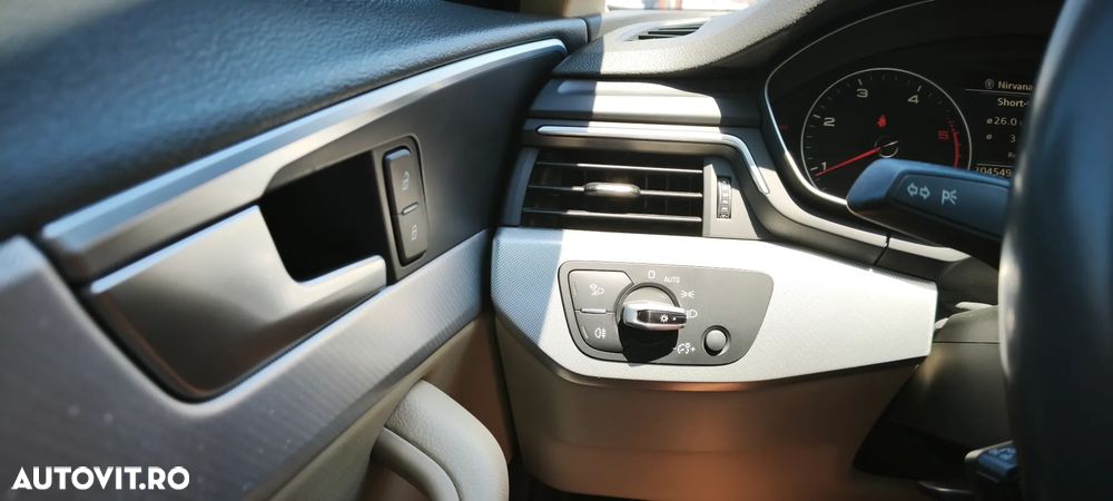Audi A4 Avant 2.0 TDI S tronic - 12