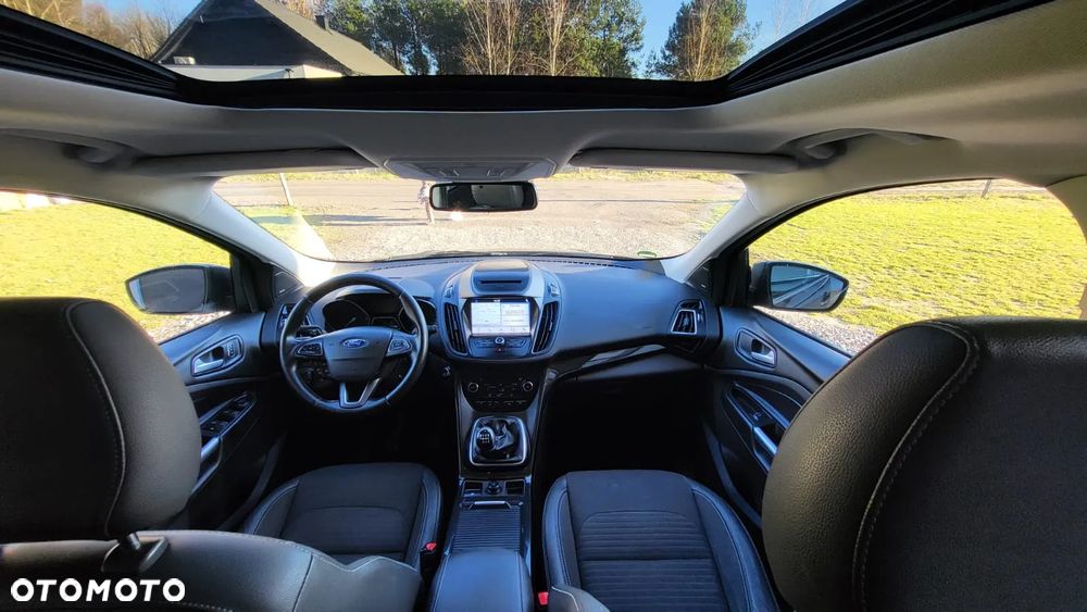 Ford Kuga 2.0 TDCi FWD Titanium - 27