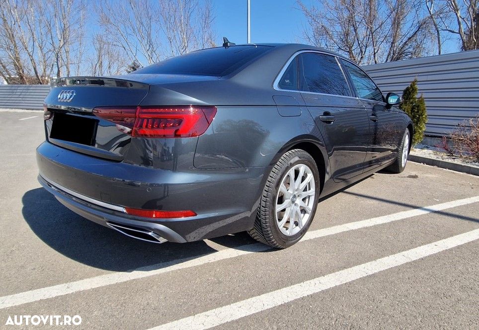 Audi A4 2.0 35 TFSI S tronic MHEV Advanced - 6