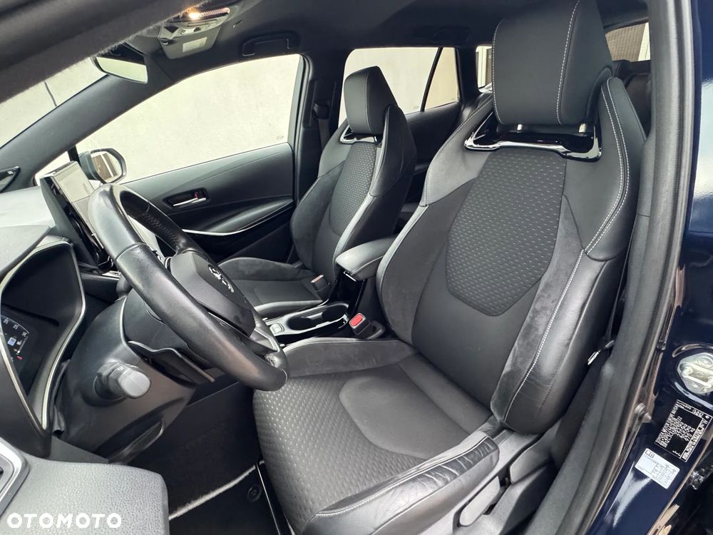 Toyota Corolla - 25
