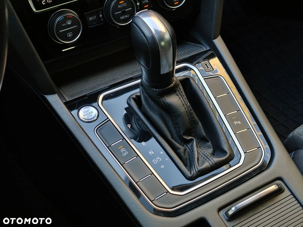 Volkswagen Passat 1.5 TSI EVO Business DSG - 35