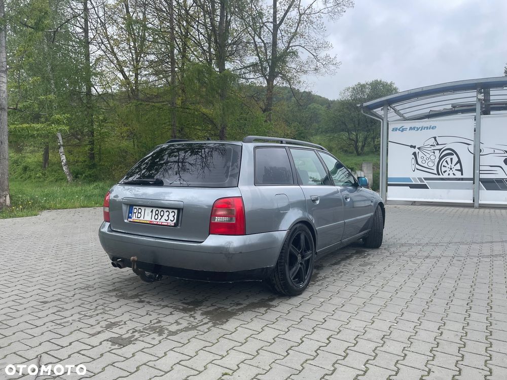 Audi A4 Avant 1.8T Quattro - 9