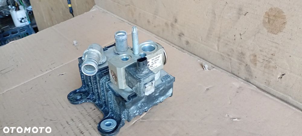 Chłodnica klimatyzacji klimy osuszacz Fiat 500E 52139550 - 7