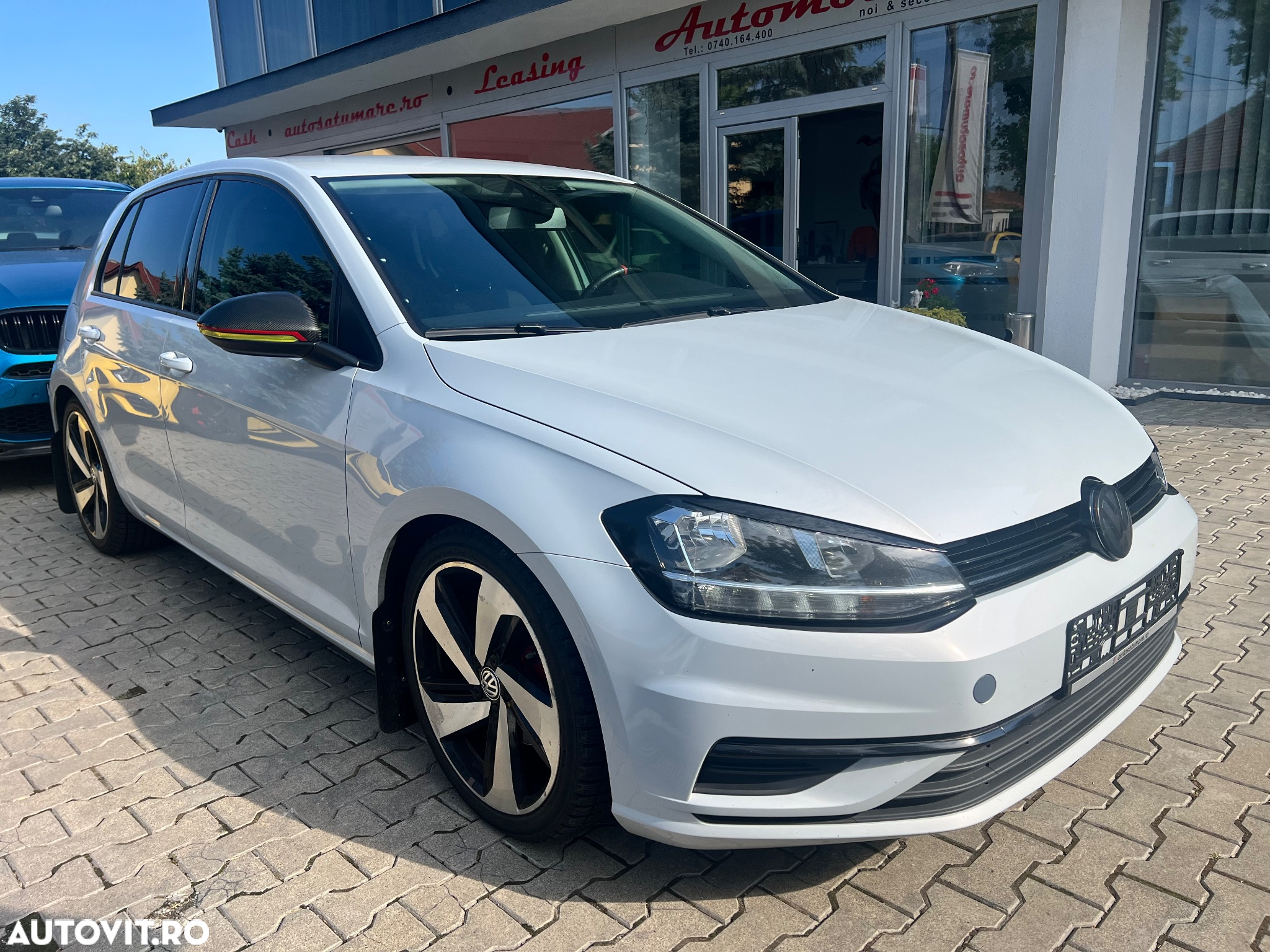 Volkswagen Golf - 9