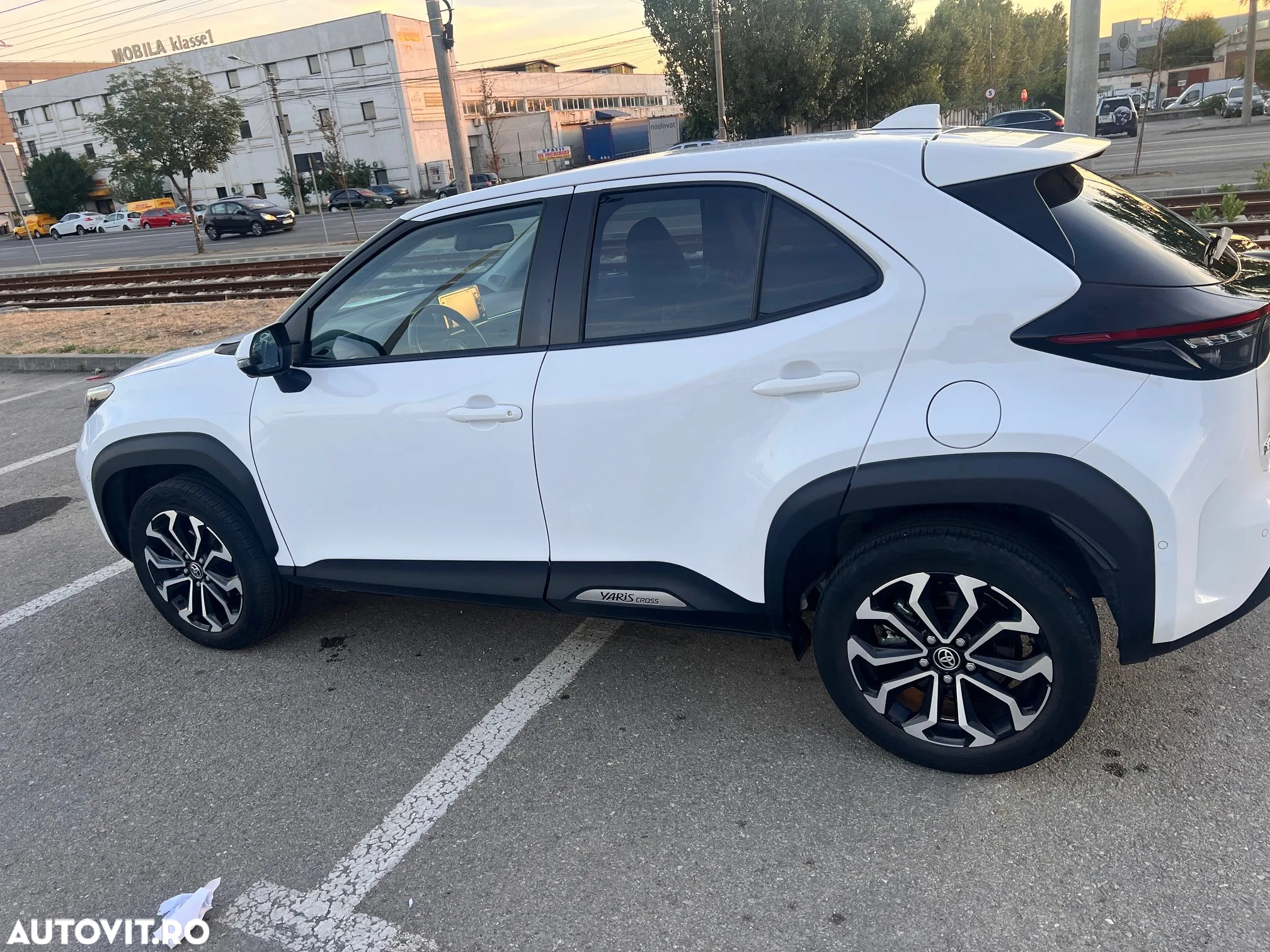 Toyota Yaris Cross 1.5 l CVT Exclusive Elegant - 3