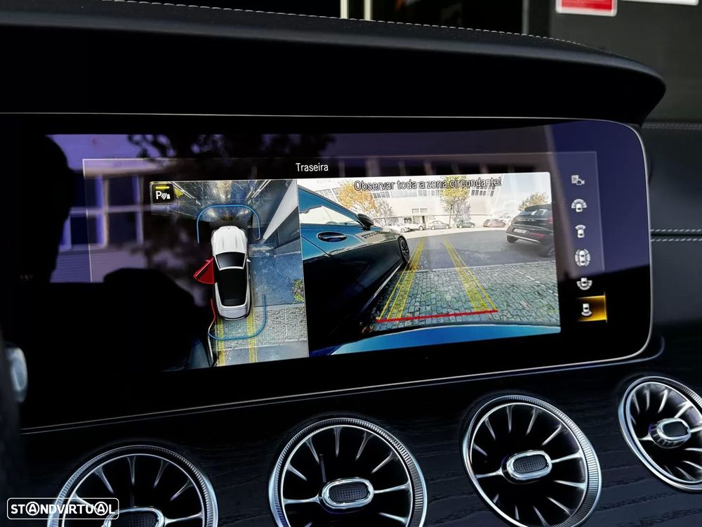 Mercedes-Benz E 53 AMG 4Matic+ - 33