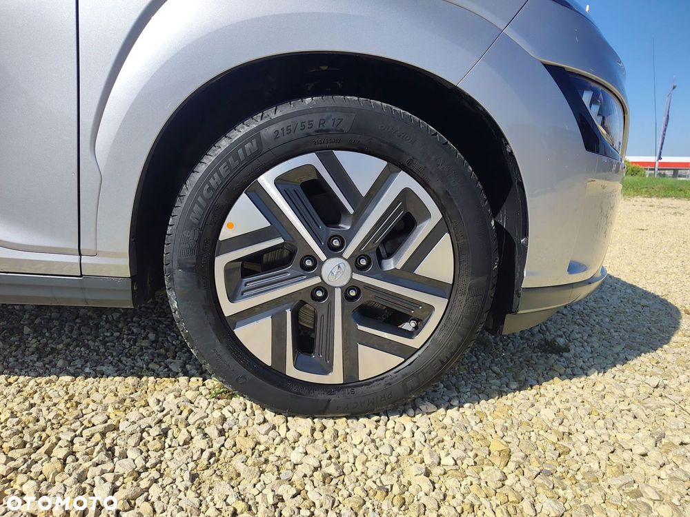 Hyundai Kona - 18
