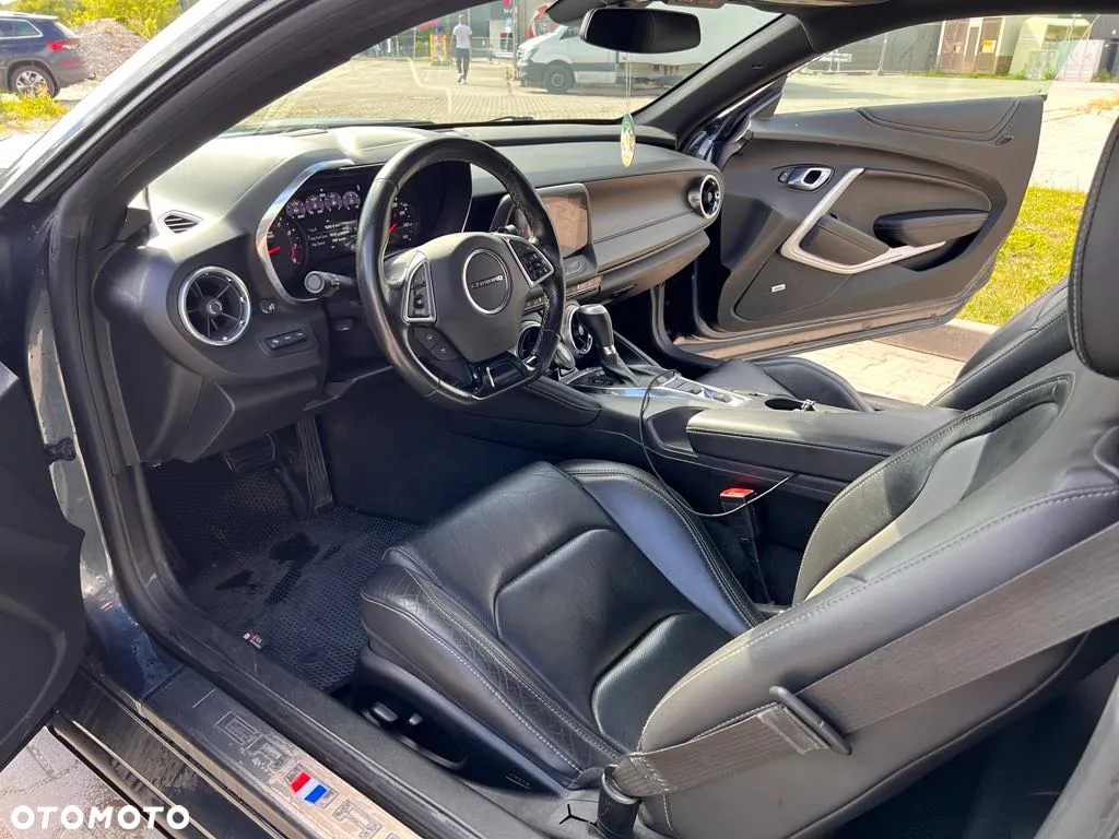 Chevrolet Camaro Coupe 2.0 - 3
