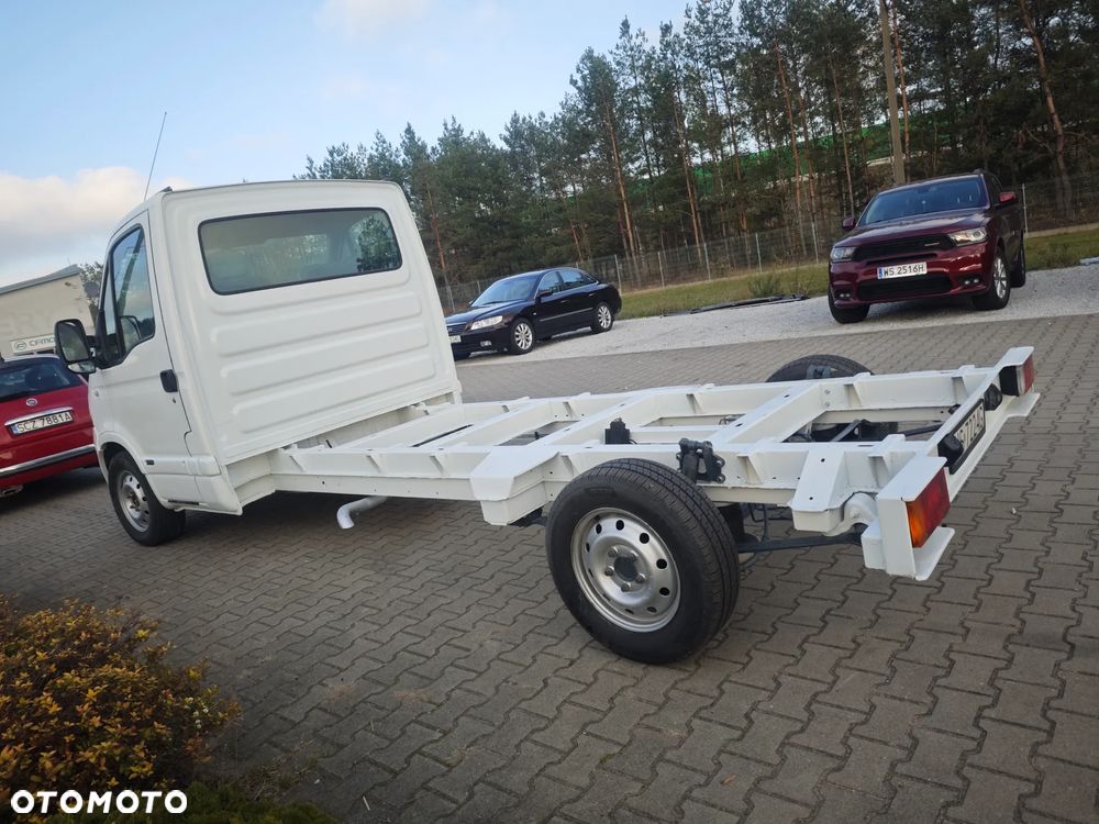 Nissan INTERSTAR - 23