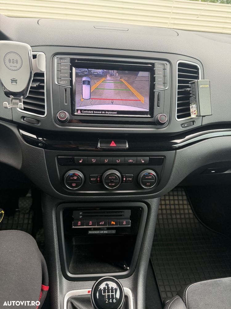 Volkswagen Sharan - 16