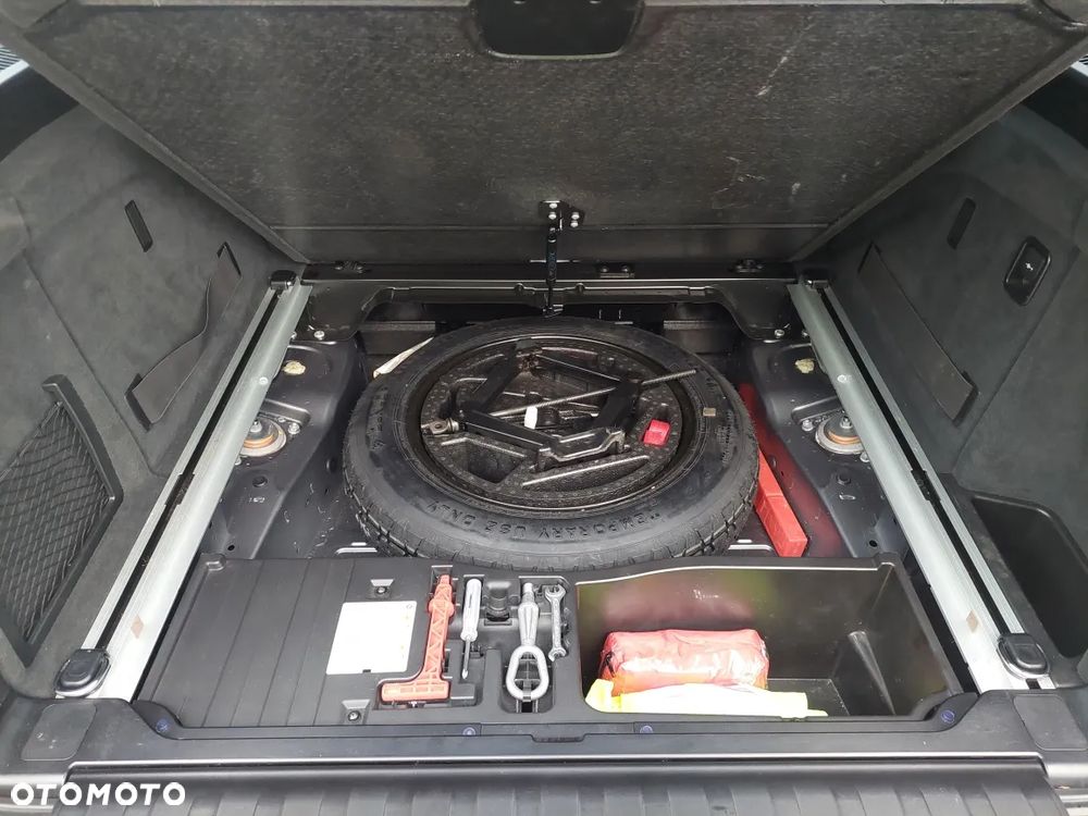 BMW X5 4.8 is - 9