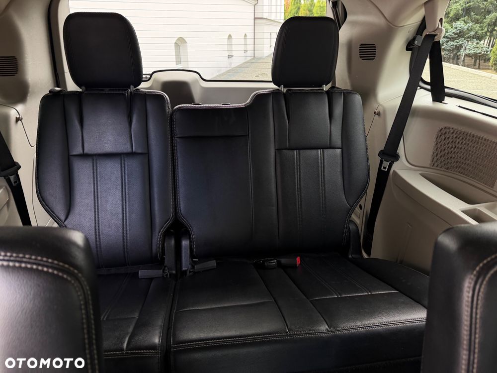 Lancia Voyager 3.6 Silver Euro6 - 20
