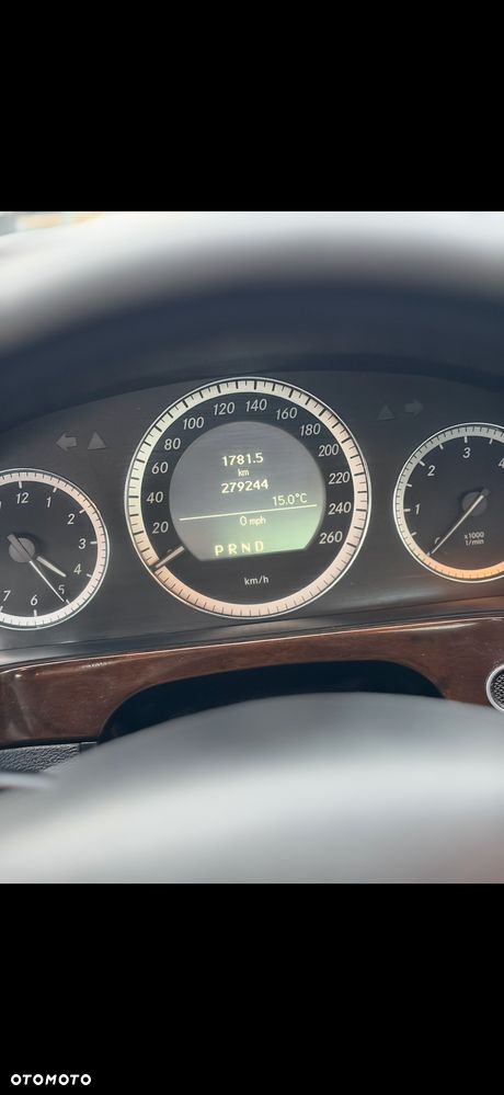 Mercedes-Benz Klasa E - 13