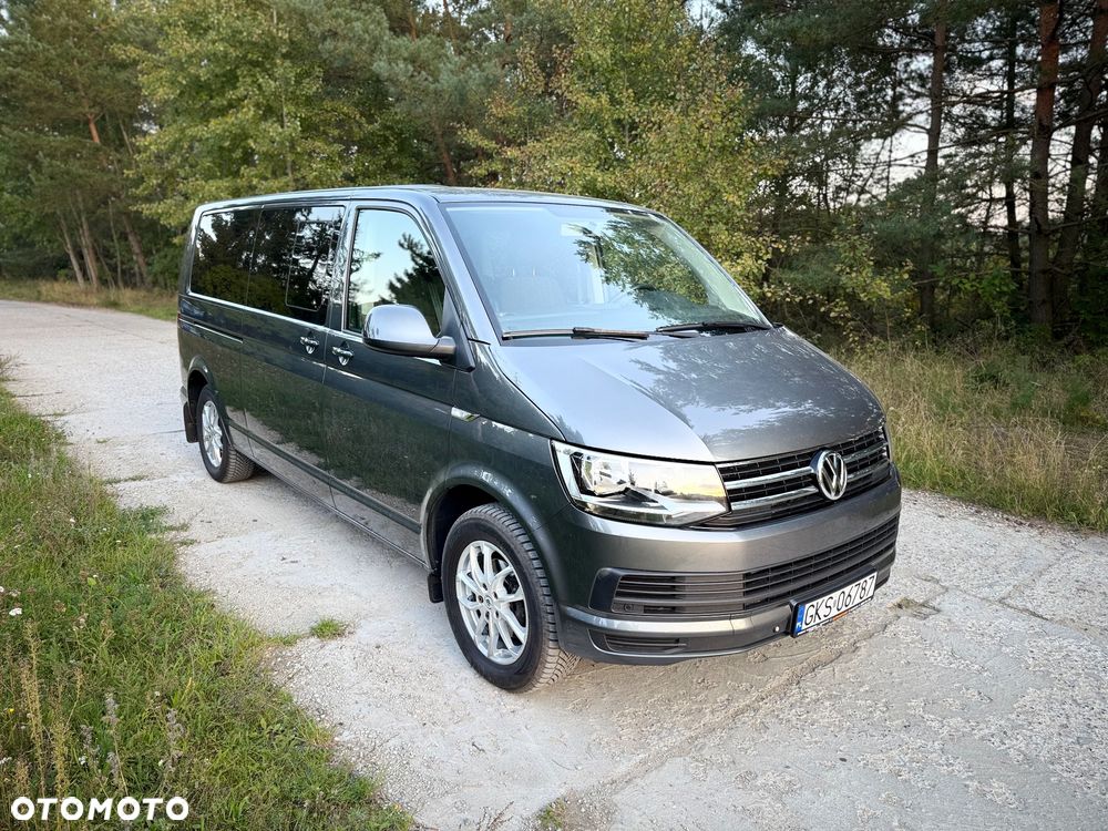 Volkswagen Caravelle 2.0 TDI L2 Comfortline DSG - 2