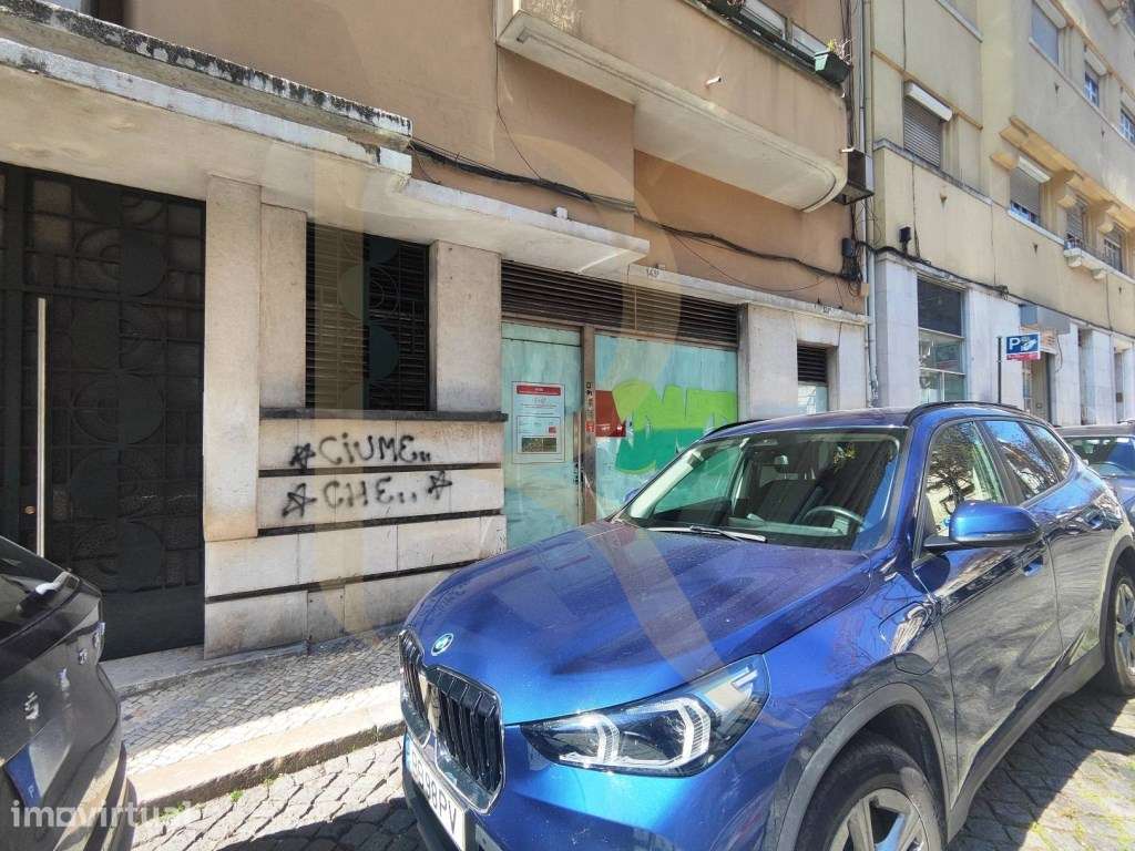 Loja ampla com 2 montras nas Avenidas Novas - Lisboa - Grande imagem: 3/30