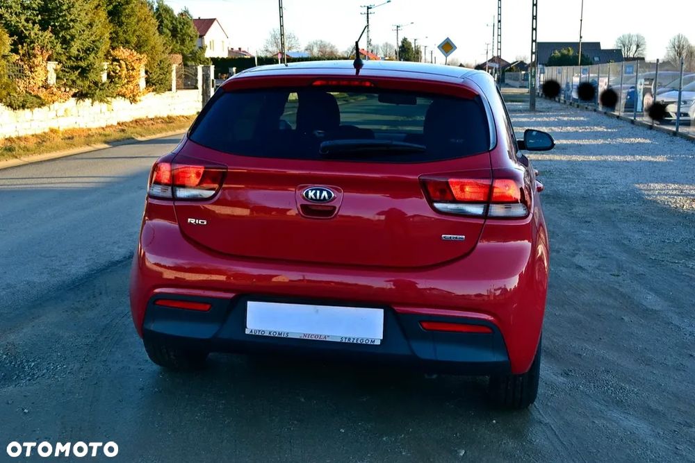 Kia Rio 1.4 CRDi 77 Dream-Team Edition - 15