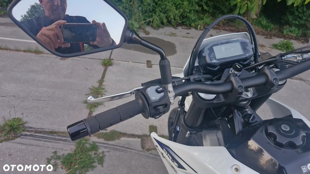Suzuki DR-Z - 25
