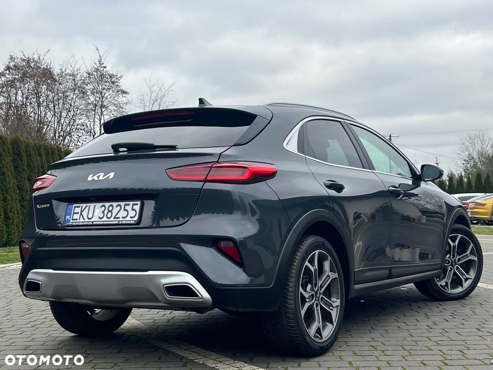 Kia XCeed - 10