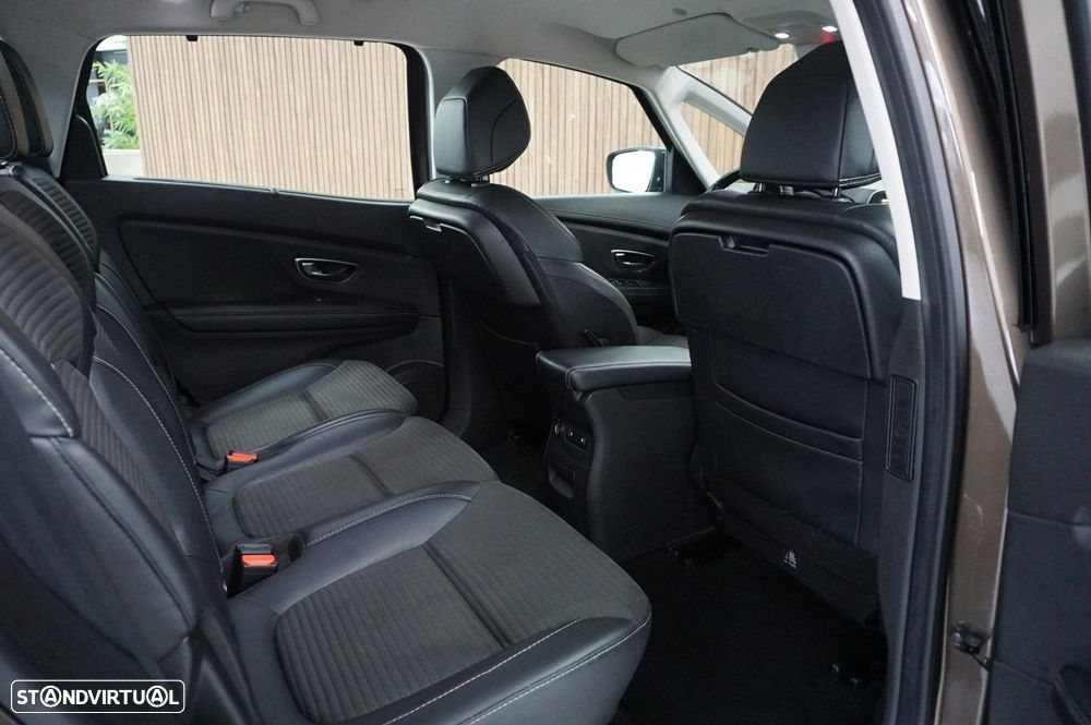 Renault Grand Scénic 1.5 dCi Intens Hybrid Assist SS - 11