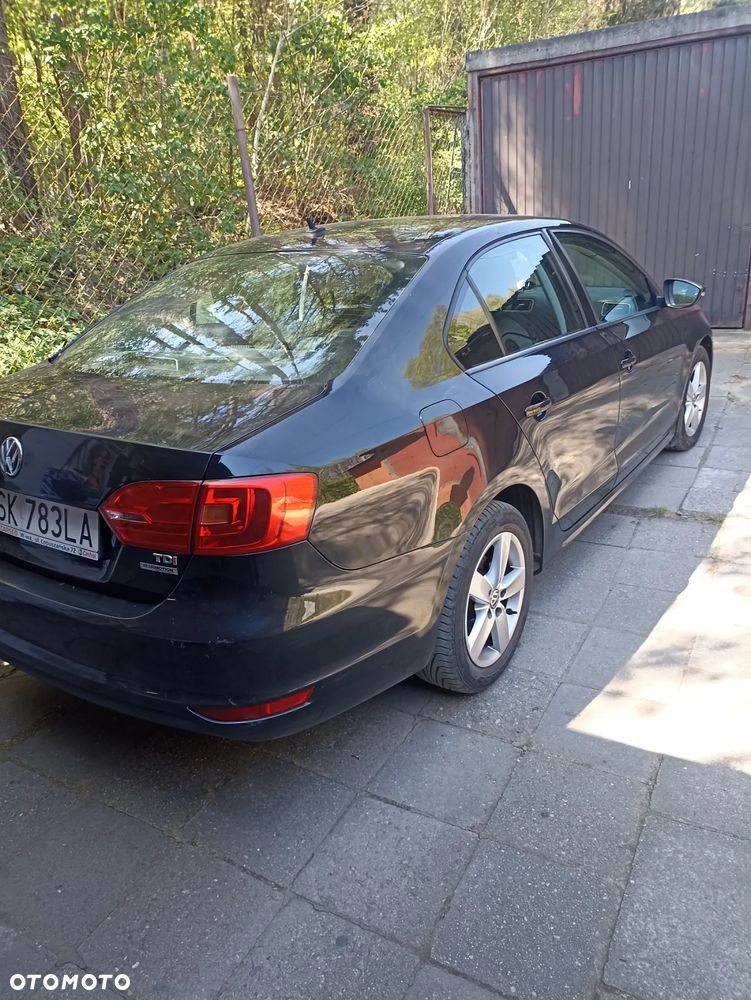 Volkswagen Jetta 1.6 TDI BMT Trendline - 3