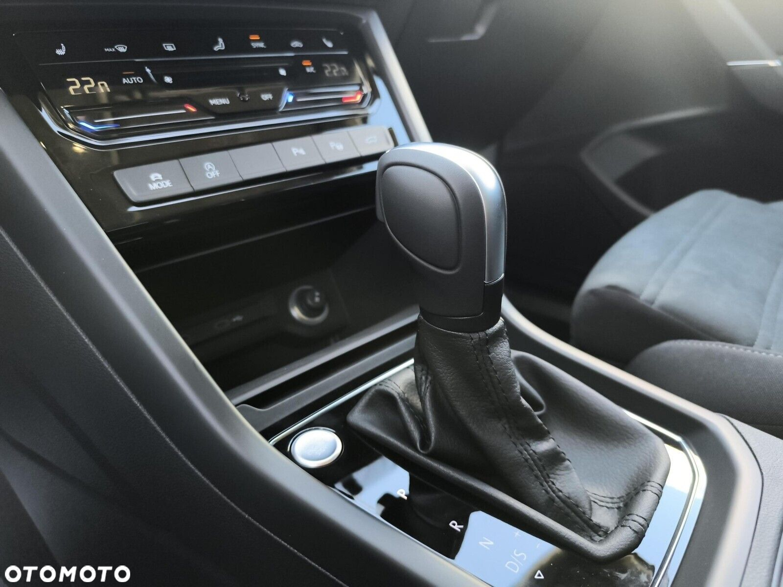 Volkswagen Touran - 15