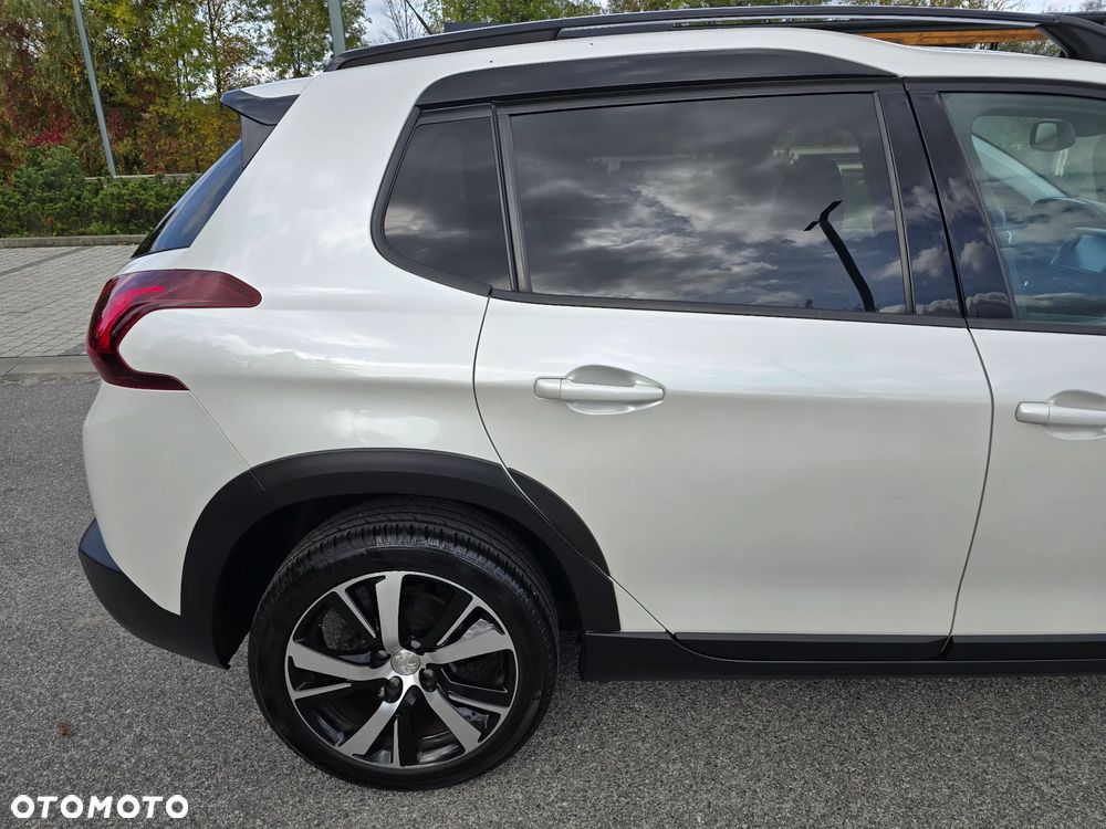 Peugeot 2008 BlueHDi FAP 120 STOP & START GT-Line Edition - 37