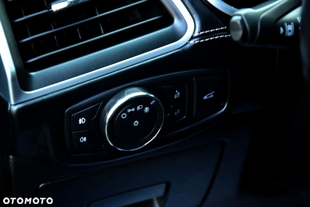 Ford Edge Vignale 2.0 TDCi Twin-Turbo 4WD - 32