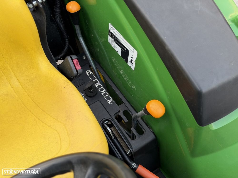 John Deere 4049 M 4RM - 15