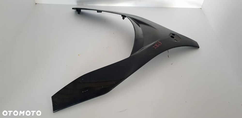 Piaggio MP3 Owiewka Nosek - 2