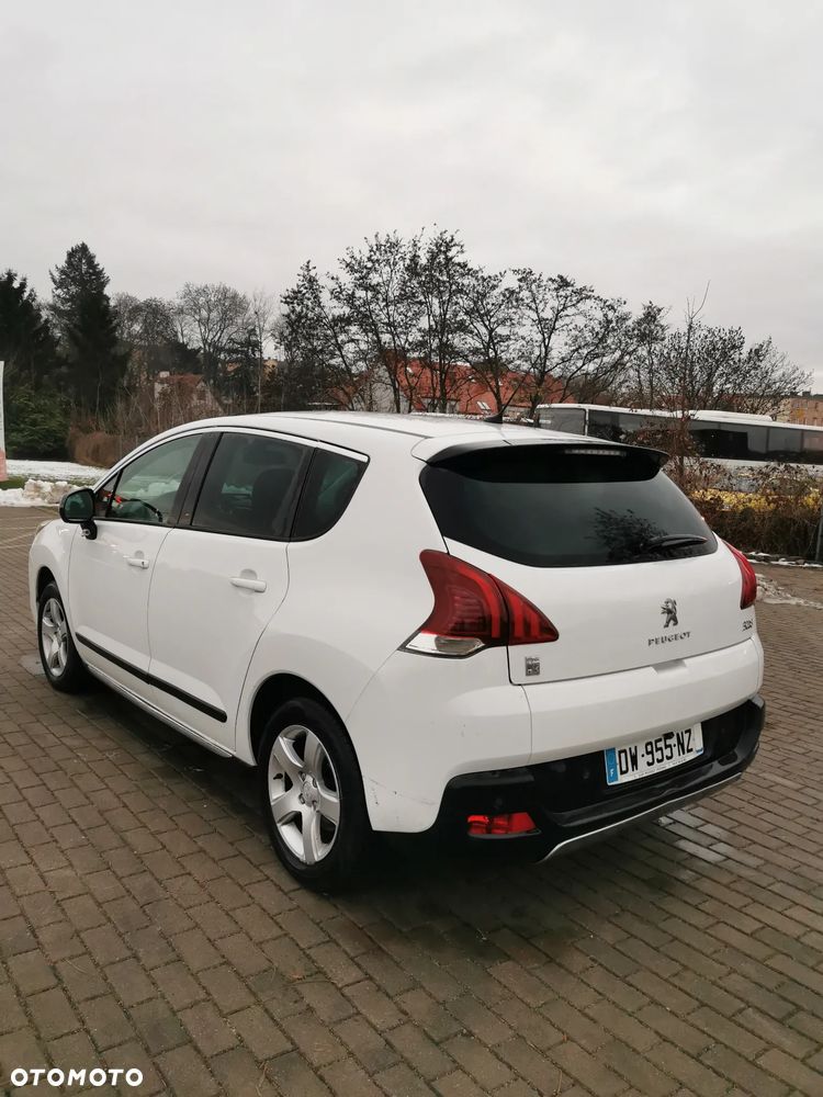 Peugeot 3008 2.0 HYbrid4 - 8