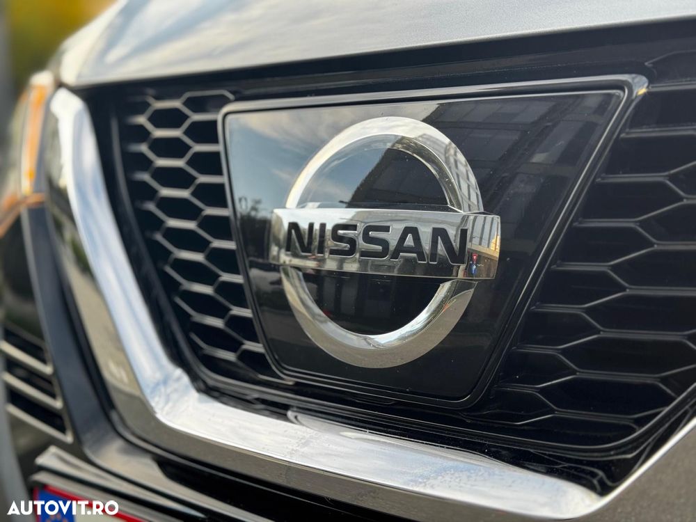 Nissan Qashqai 1.6 DCI Xtronic TEKNA+ - 19