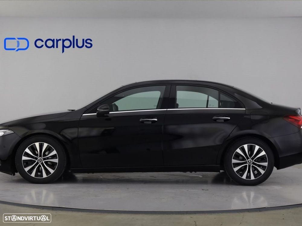 Mercedes-Benz A 180 Limousine d Style Aut. - 4