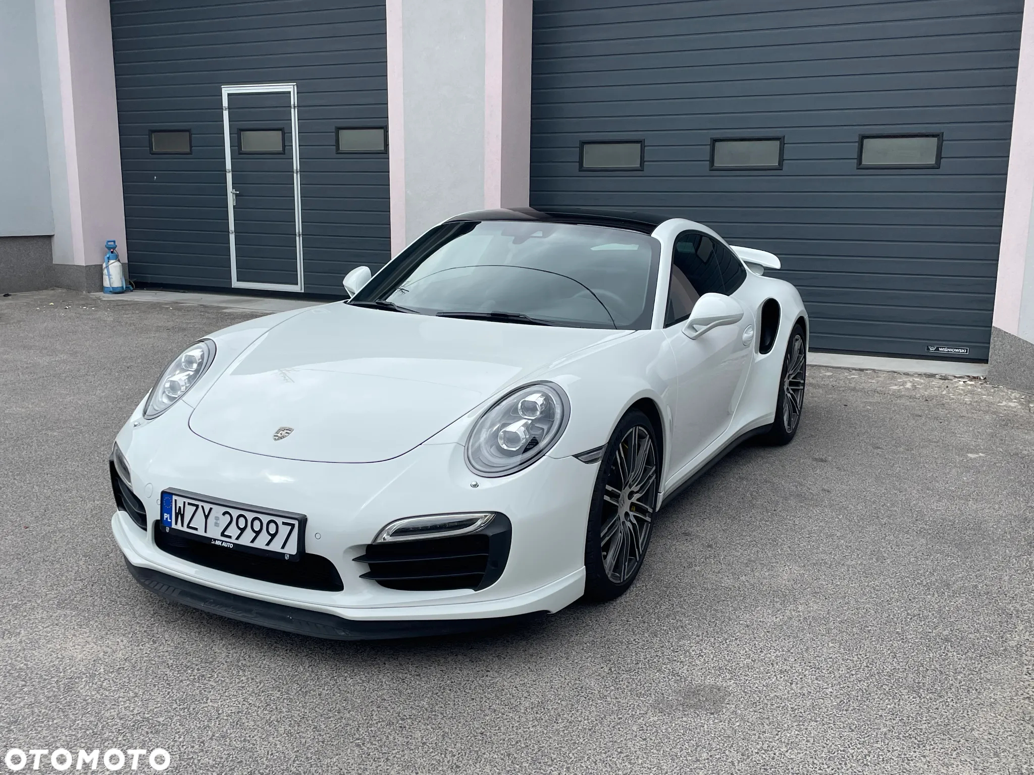 Porsche 911 Turbo S - 3