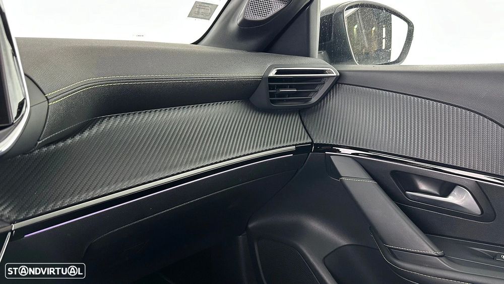 Peugeot 208 1.2 PureTech GT - 44