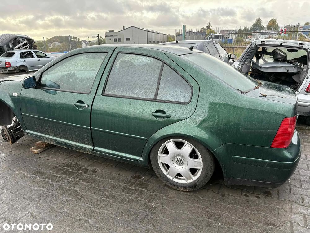 Volkswagen Bora - 1