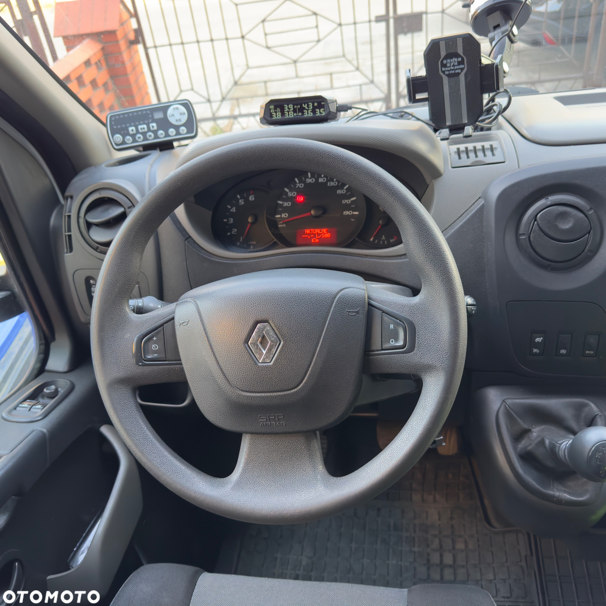 Renault Master - 32