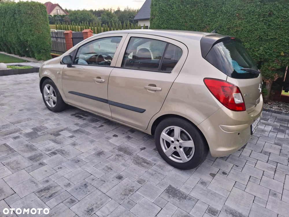 Opel Corsa - 4