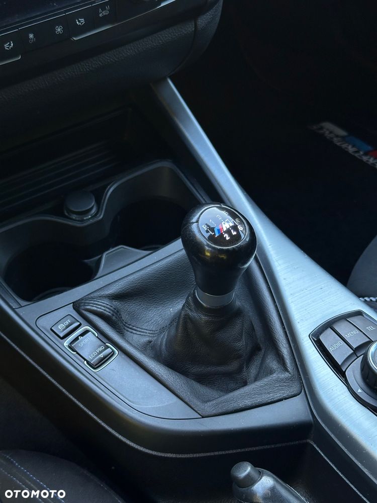 BMW Seria 1 116i - 7