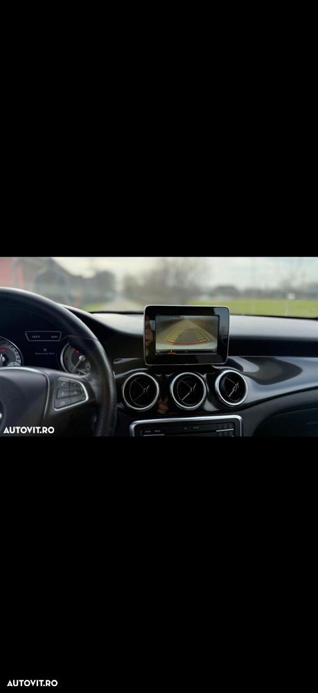 Mercedes-Benz CLA 200 d Shooting Brake 7G-DCT - 9