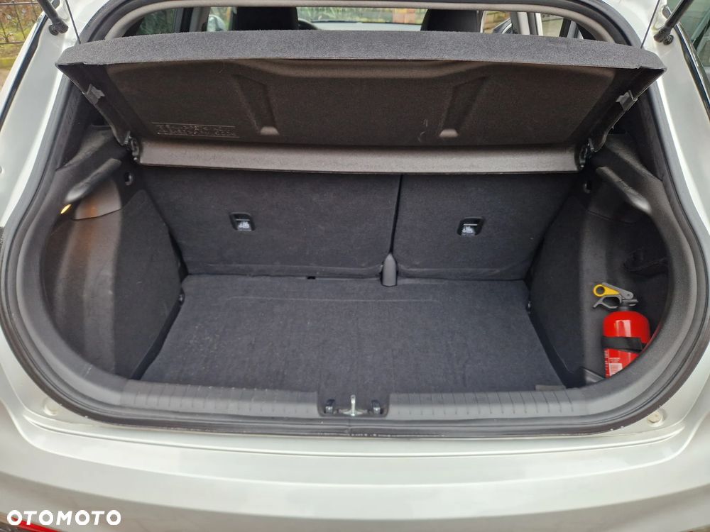 Hyundai i20 1.2 Comfort - 12