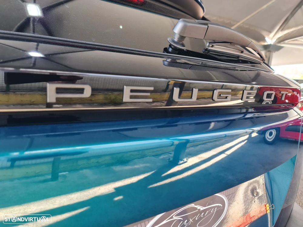 Peugeot 2008 1.2 PureTech Allure Pack - 17