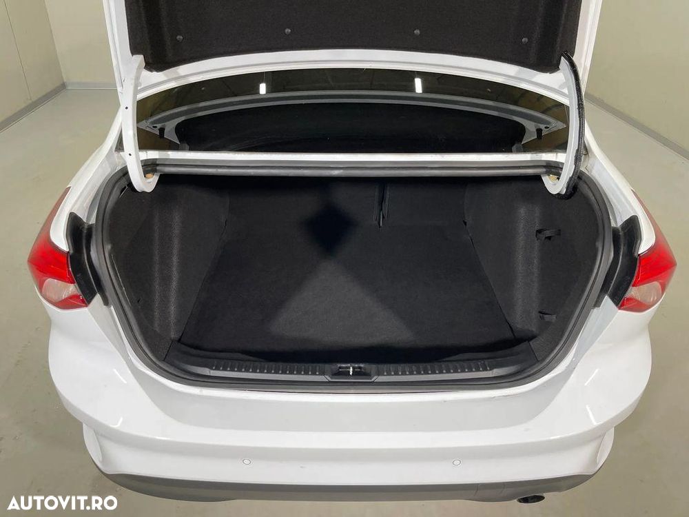 Ford Focus 1.5 EcoBlue Titanium - 12