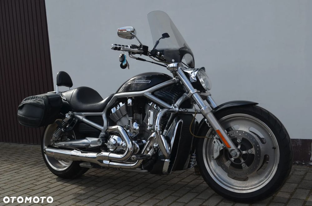 Harley-Davidson V-Rod Street Rod - 2