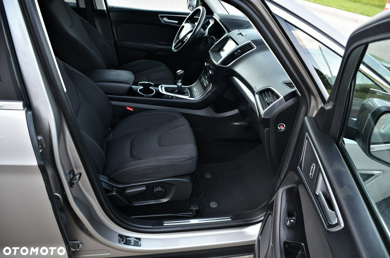 Ford S-Max - 18