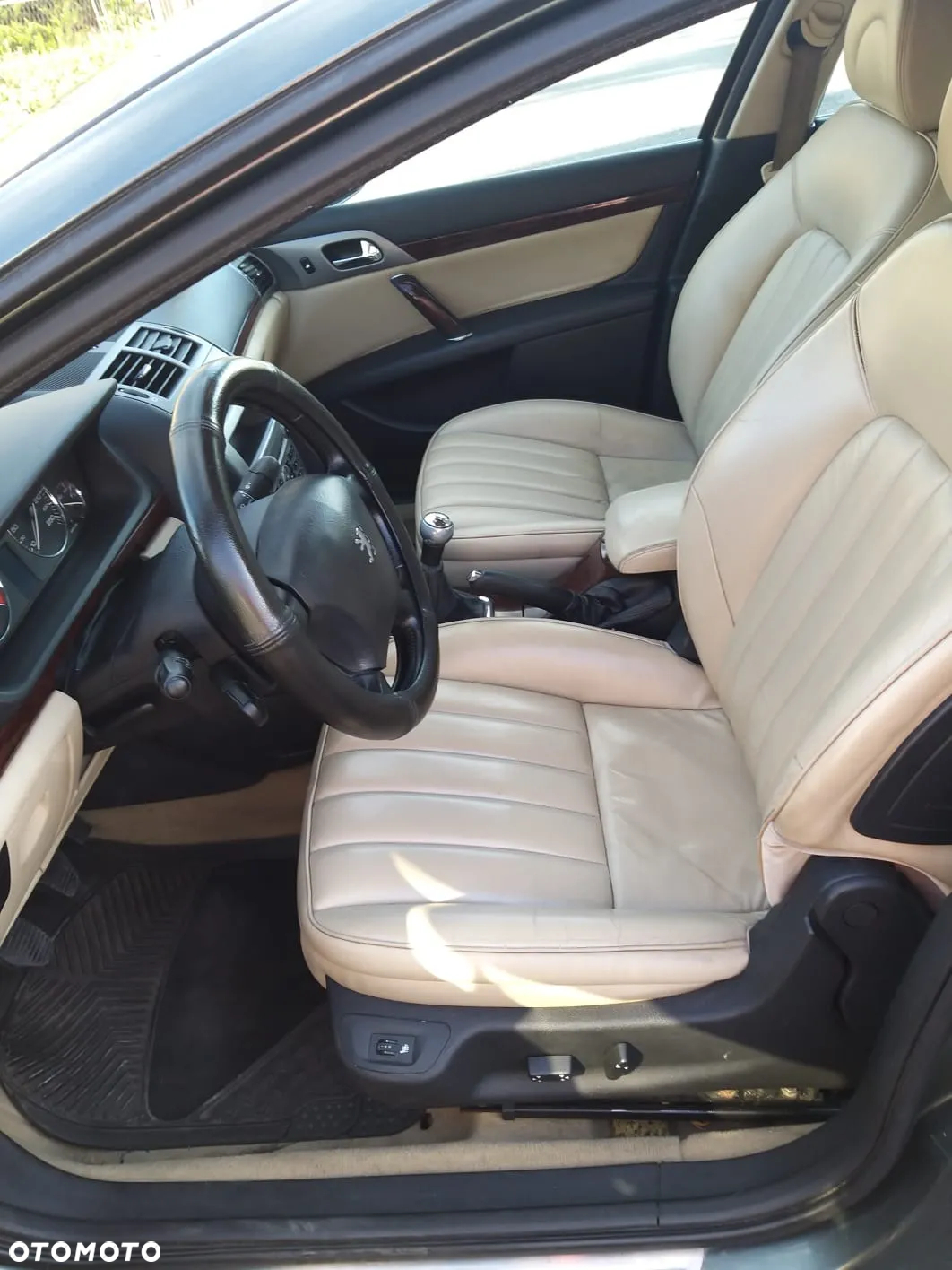 Peugeot 407 1.6 HDI Premium - 19